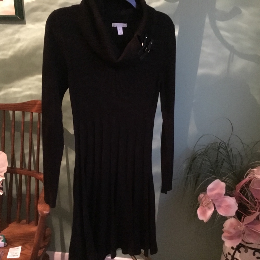 Dana Buchman Black Long Sleeve Dress